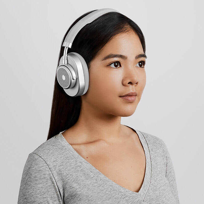 MW65 (Silver Metal / Grey Leather)